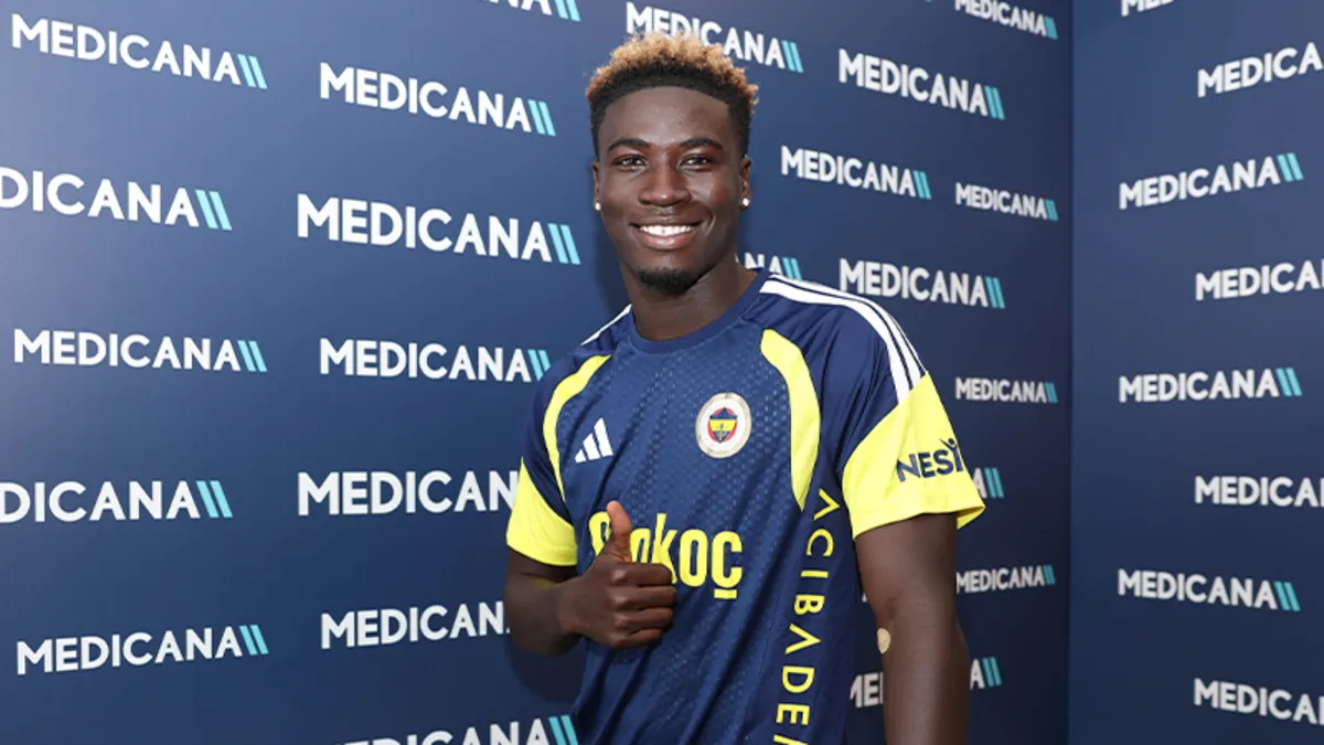 Fenerbahçe'de Sağlık Kontrolleri Tamamlandı! Oppong'un Yeni Macerası Başlıyor