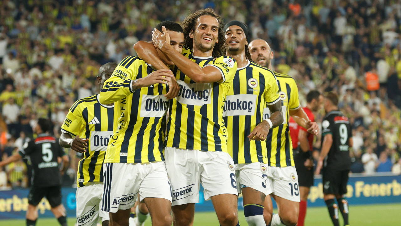 Fenerbahçe-Konyaspor: Spor Yazarları 'Lyon'a Dikkat' Mesajı Verdi