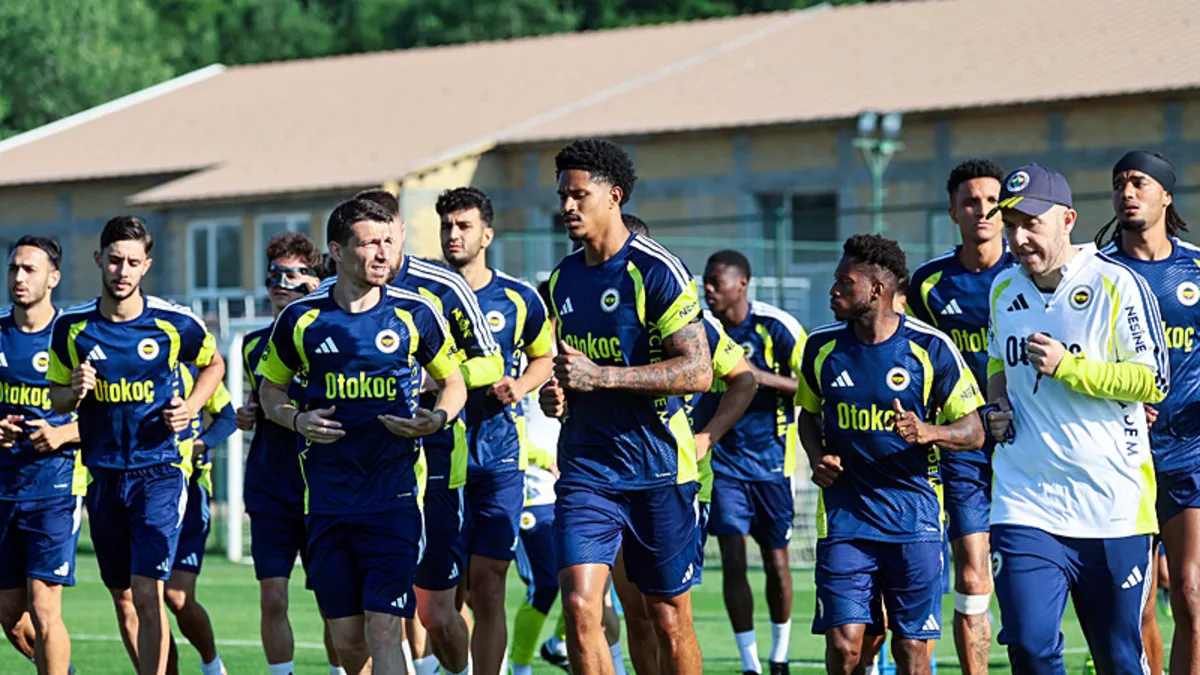 Fenerbahçe'de kriz sona erdi! Yıldız futbolcu Avusturya kampına katılıyor