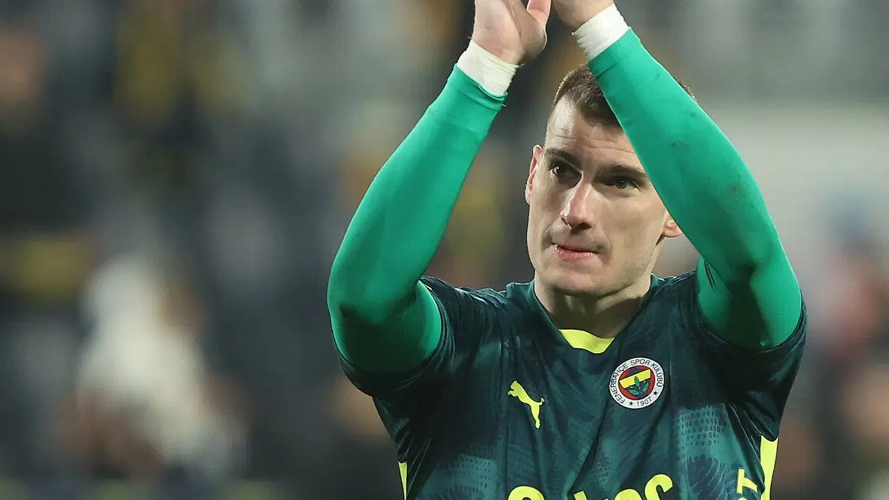 Fenerbahçe'ye Livakovic Şoku: Dinamo Zagreb Vazgeçti