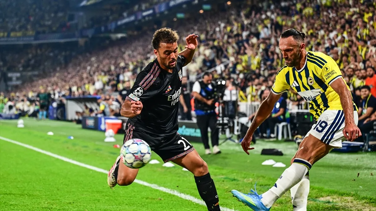 Fenerbahçe, Lyon'u Ağırlıyor: 17 Yıllık Hasret Sona mı Eriyor