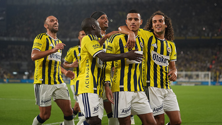 Fenerbahçe'de Lyon Maçı Öncesi 4 Futbolcu Kadroda Yok