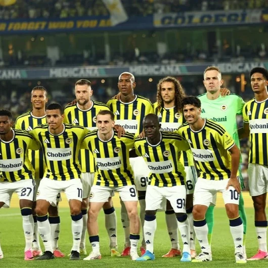 Fenerbahçe-Lyon Maçı Öncesi UEFA Kadrosu Açıklandı: İki Yıldız Dışarıda