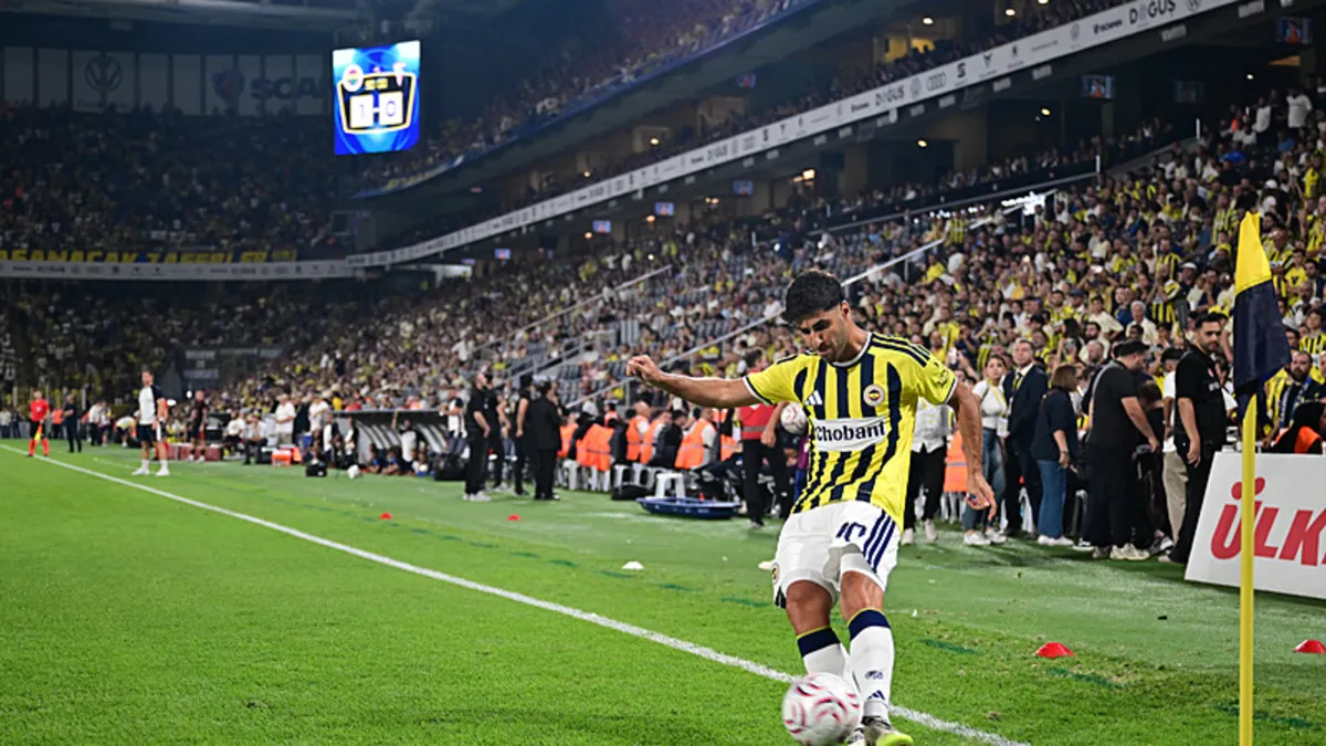 Fenerbahçe'de Asensio 10 numaralı formayla sahada