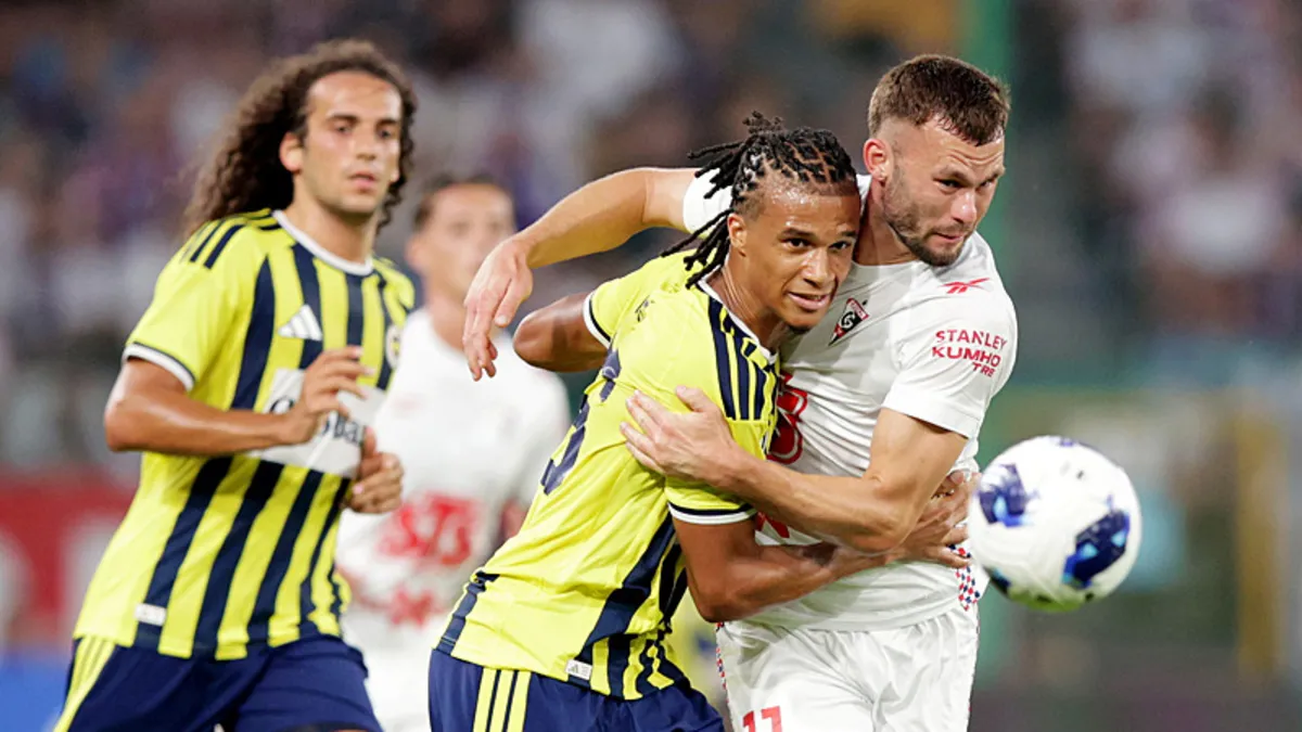 Fenerbahçe'de Nathan Ake İlk 11'de Tam Maç Oynadı