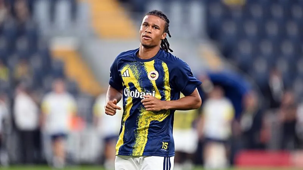 Fenerbahçe'de Nathan Ake'nin Sağlık Durumu İyi, Rövanşta Oynayacak
