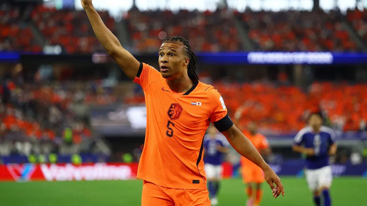 Fenerbahçe, Manchester City'nin Yıldızı Nathan Ake'yi Transfer Etti