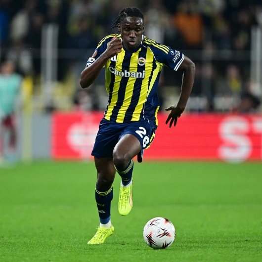 Fenerbahçe'nin Yıldızına Alman Sürprizi