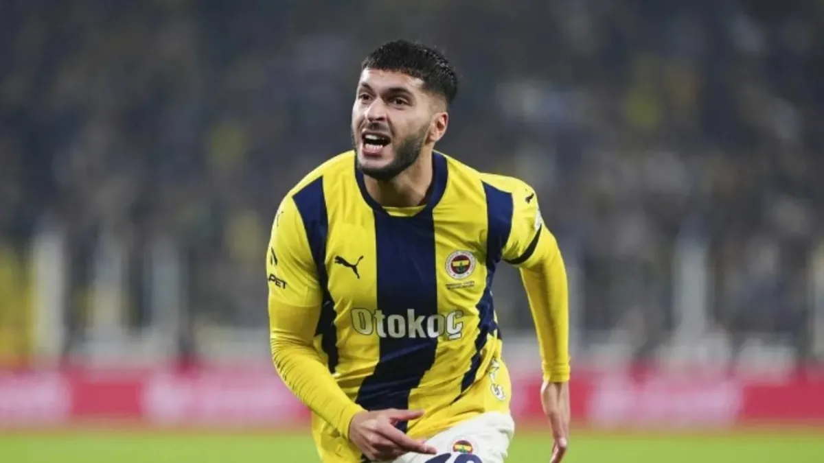 Fenerbahçe'de Oğuz Aydın için kritik görüşme! Menajeri İstanbul'da
