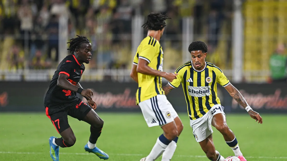 Fenerbahçe'de Oosterwolde şoku: Gözyaşlarıyla oyunu terk etti
