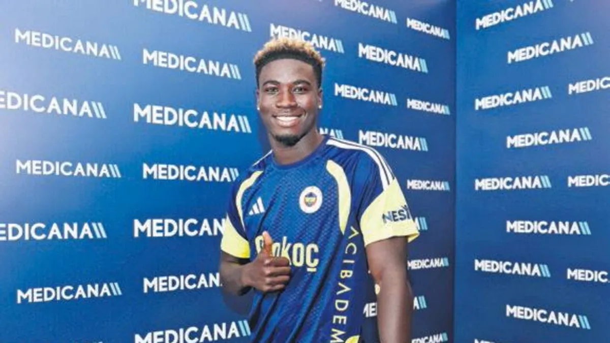 Fenerbahçe Savunmasına Ganalı Takviye: Oppong İstanbul'da