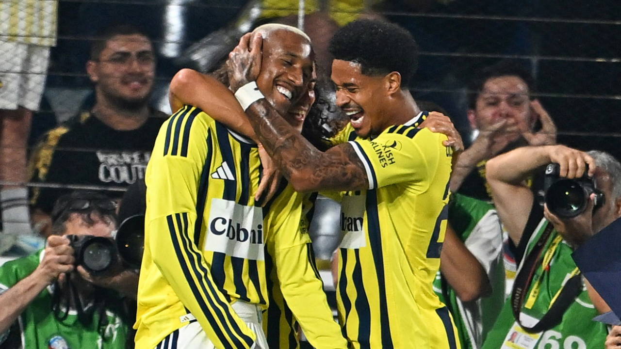 Fenerbahçe'de Oosterwolde Sürprizi: Roma Devrede