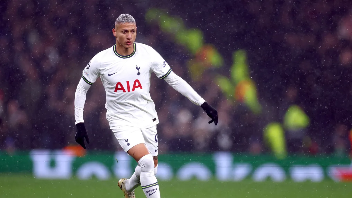 Fenerbahçe, Richarlison için Juventus'la yarışıyor