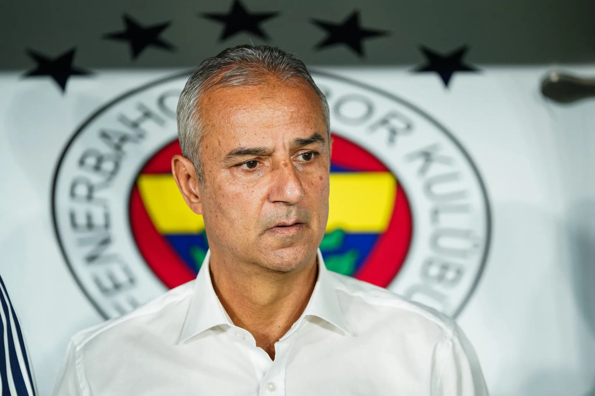 Fenerbahçe'de Roma Maçı Öncesi 4 Değişiklik: Semedo, İrfan Can, Oğuz Aydın ve Vedat Muriqi Kulübeye