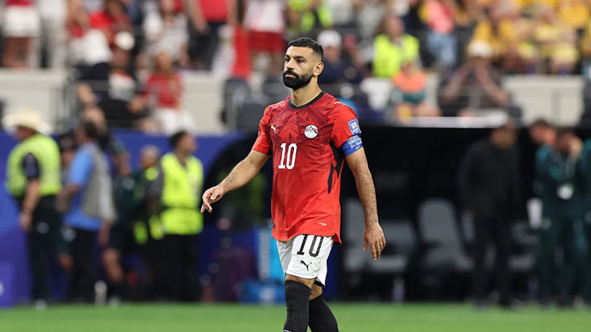 Fenerbahçe'de Salah bekleyişi: Ücret farkı transferi zorlaştırıyor