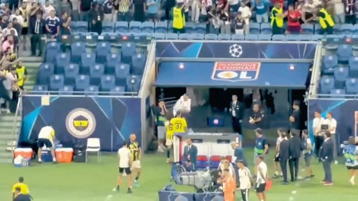 Fenerbahçe'ye Şampiyonlar Ligi Cezası: UEFA Soruşturma Başlattı