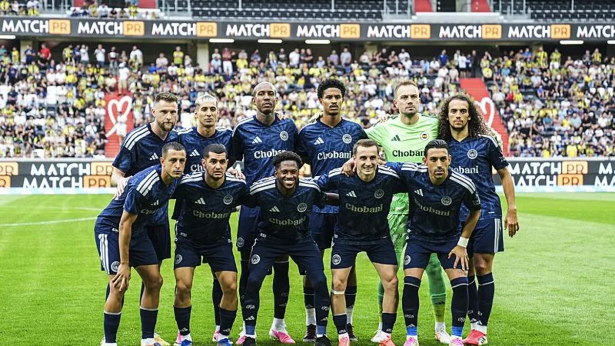 Fenerbahçe'de satış operasyonu: Yeni golcü için kaynak yaratılıyor