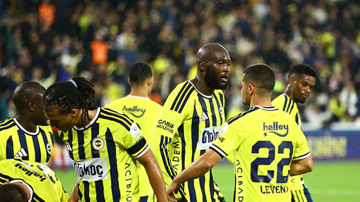 Fenerbahçe'de savunma duvarı, hücum şovu: 4 maçta 14 gol, 0 gol yedi