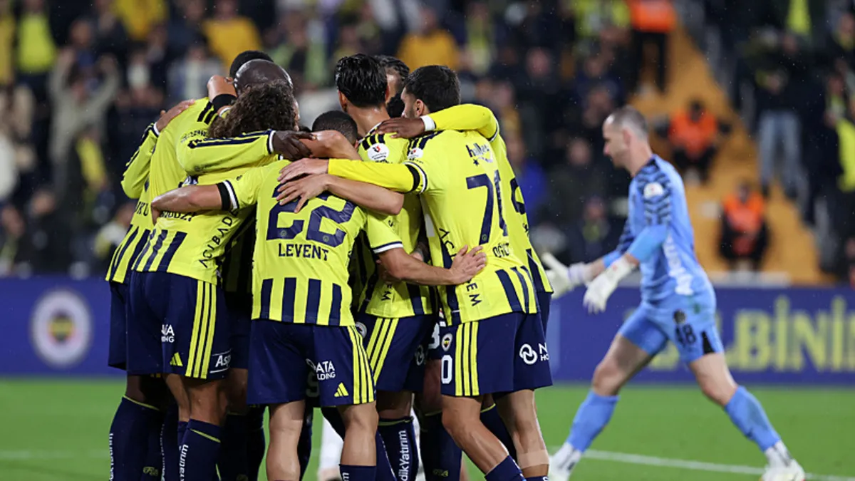 Fenerbahçe savunmada kalesini kapatıyor: 4 maçtır gol yok