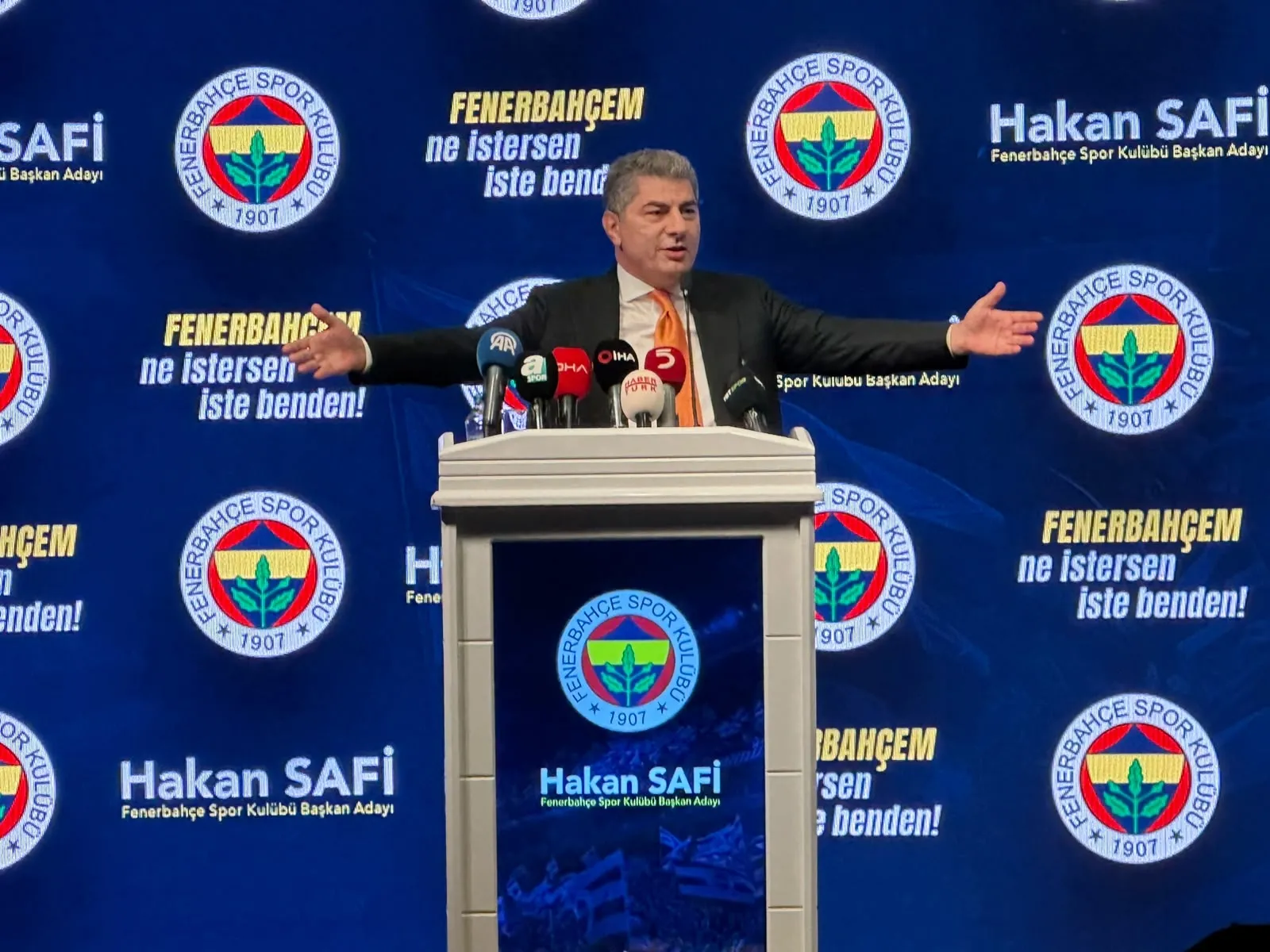 Fenerbahçe'de seçim öncesi transfer bombası: Hakan Safi dünya yıldızını açıkladı