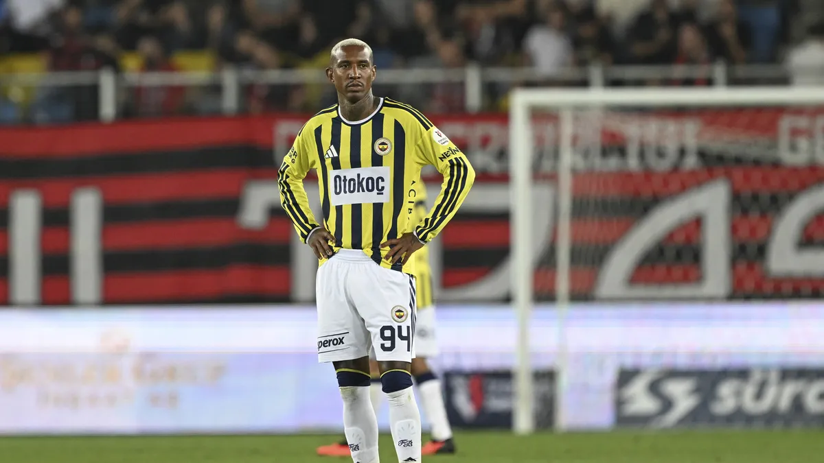 Fenerbahçe Sezona Şokla Başladı: Gençlerbirliği 2-1