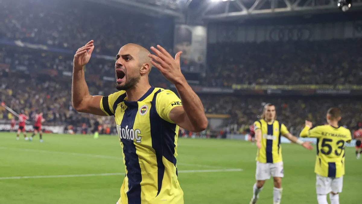 Fenerbahçe'de Sofyan Amrabat ile yollar ayrıldı