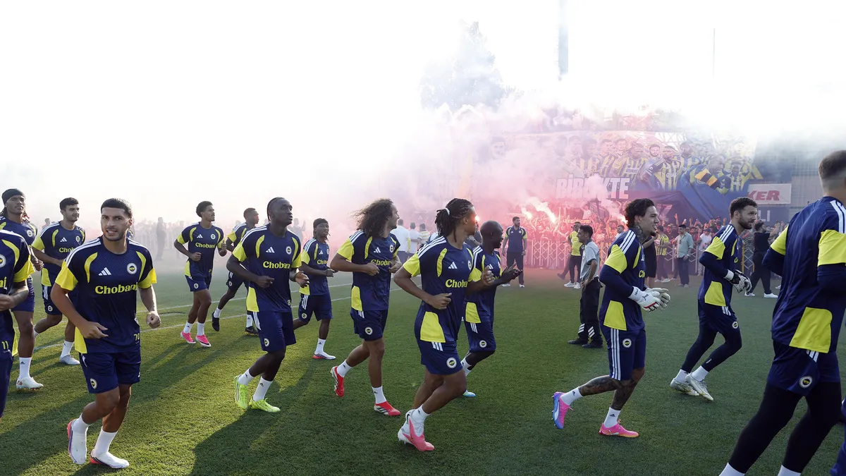 Fenerbahçe, Sturm Graz Maçına Hazır: Son Antrenman Taraftara Açık