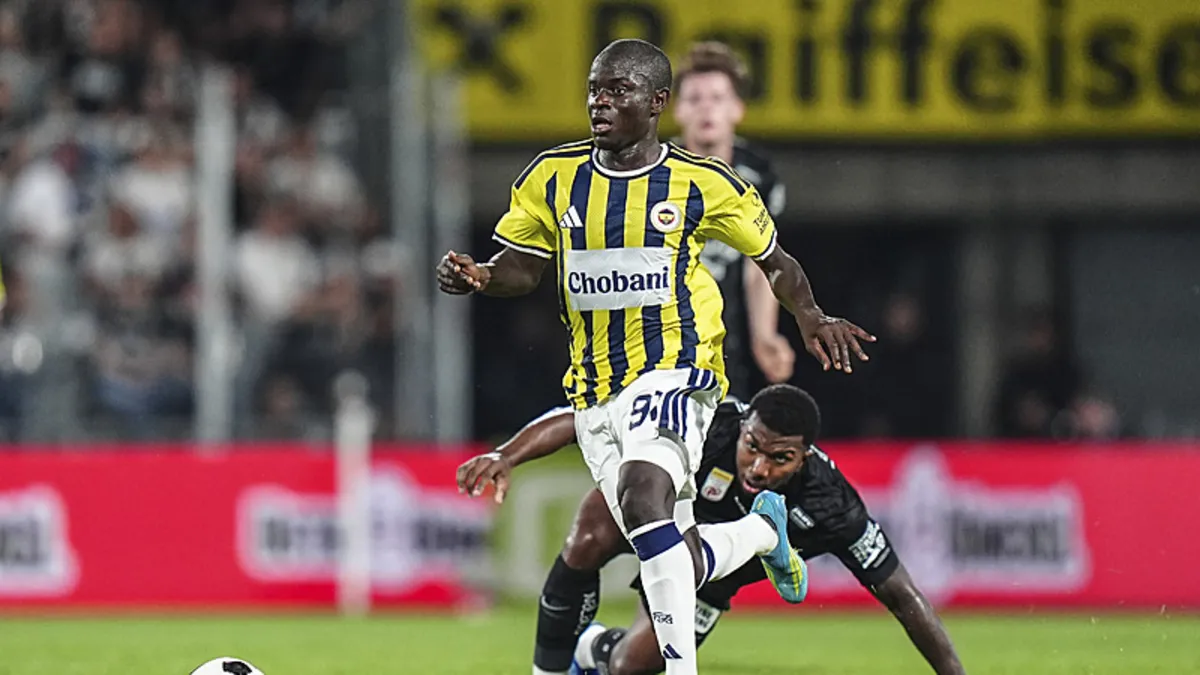 Fenerbahçe, Sturm Graz'ı Devirerek Play-off Biletini Aldı