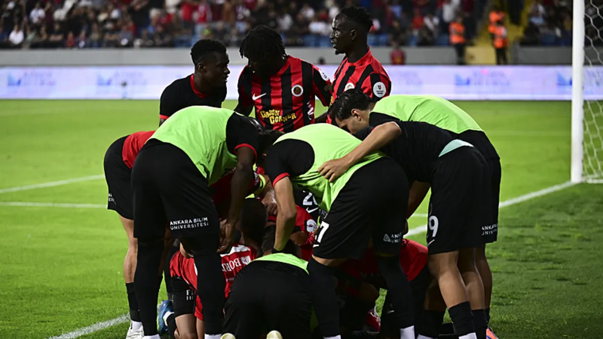 Fenerbahçe'ye Süper Lig'de Sürpriz Başlangıç: Gençlerbirliği 2-1 Kazandı