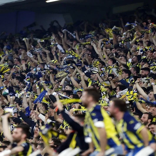 Fenerbahçe'de sürpriz ayrılık: Tedesco ile yollar ayrıldı