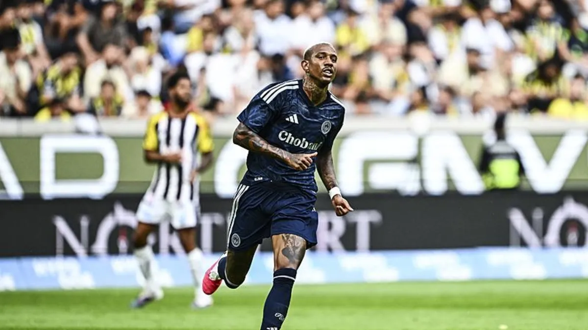 Fenerbahçe'de Talisca Kararı Polonya Maçı Sonrası Netleşecek