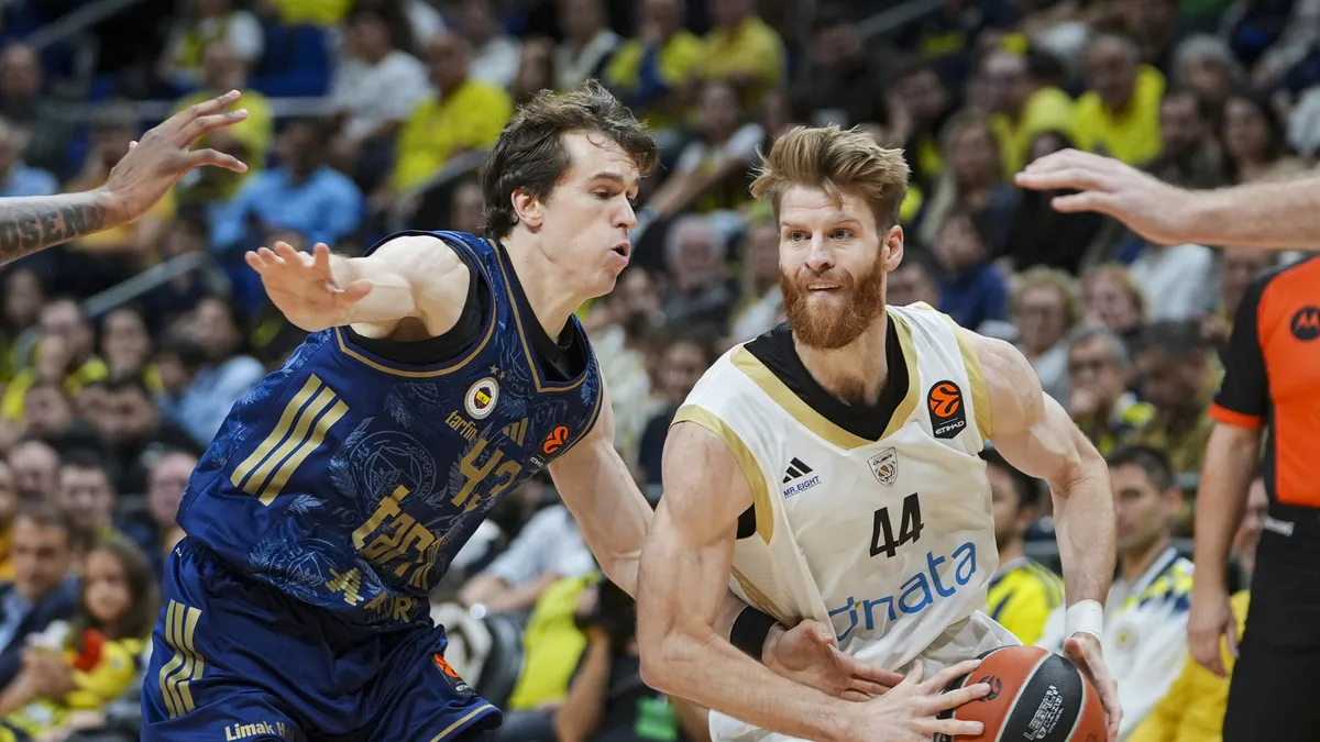 Fenerbahçe Tarfin, Dubai'yi 76-66 mağlup etti