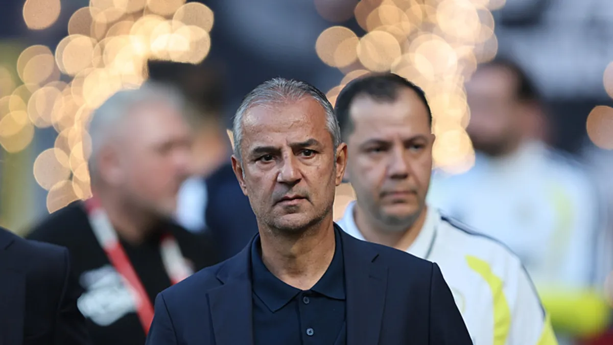 Fenerbahçe UEFA Kadrosunu Açıkladı: Muriqi Kararı Herkesi Şaşırttı