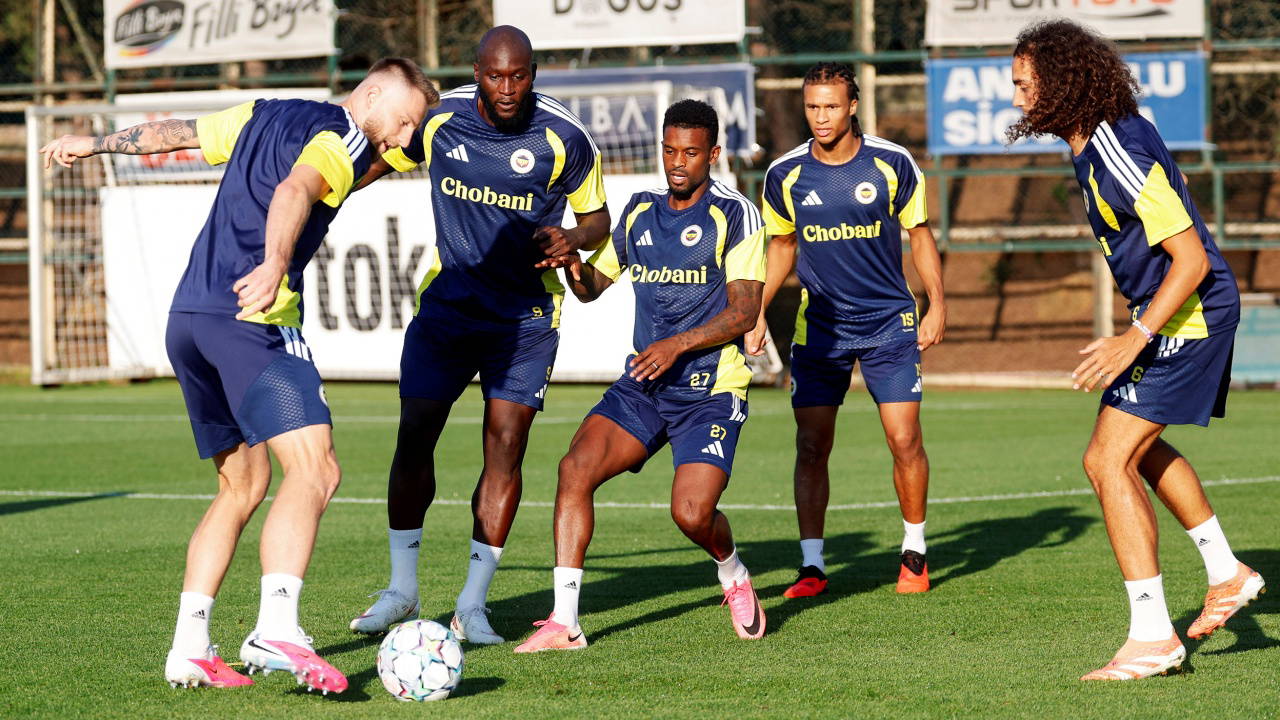 Fenerbahçe UEFA Listesinde Lukaku Sürprizi