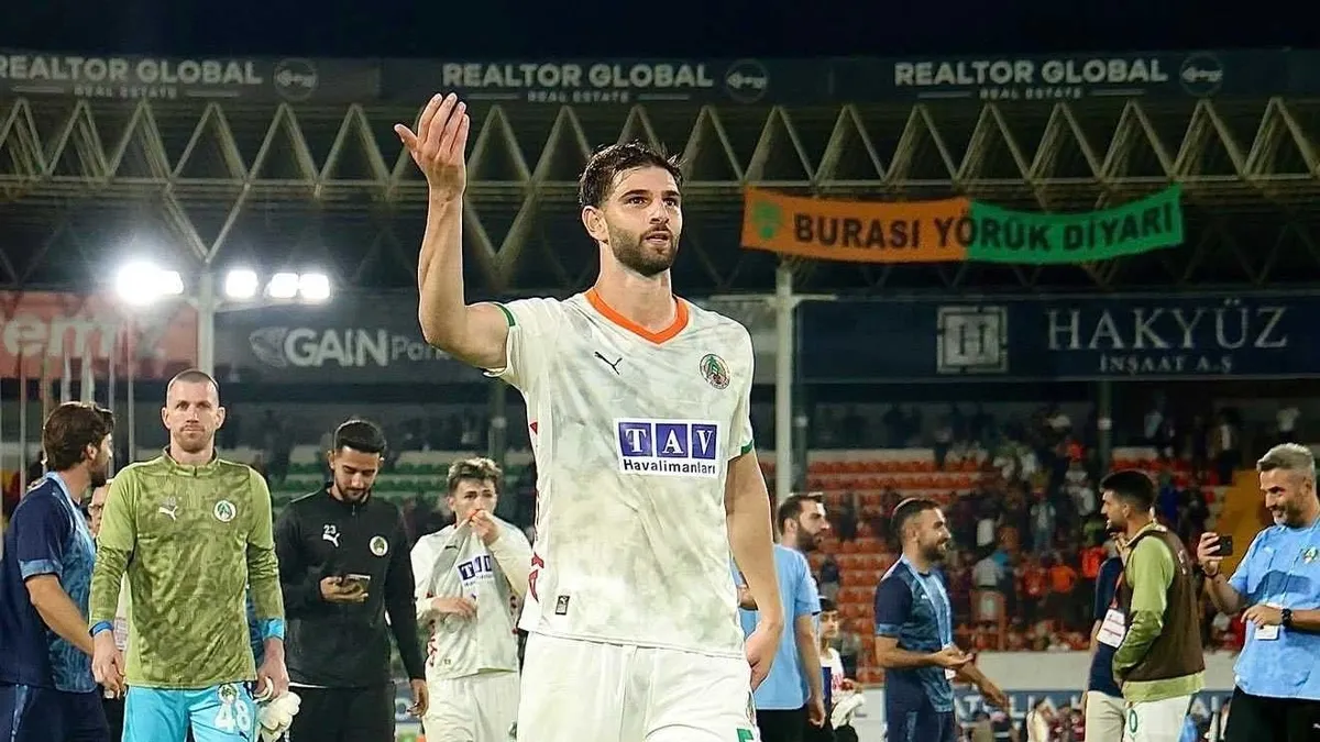 Fenerbahçe'de Ümit Akdağ sürprizi: Hakan Safi el sıkıştı