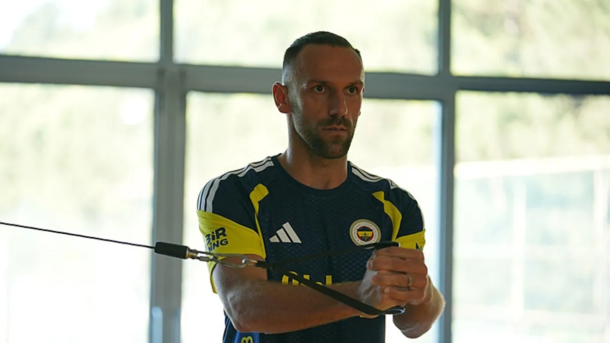 Fenerbahçe'de Vedat Muriqi bireysel antrenmanlara başladı