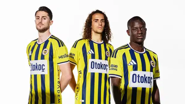 Fenerbahçe'den rekor: Yeni sezon formaları 5 günde tükendi