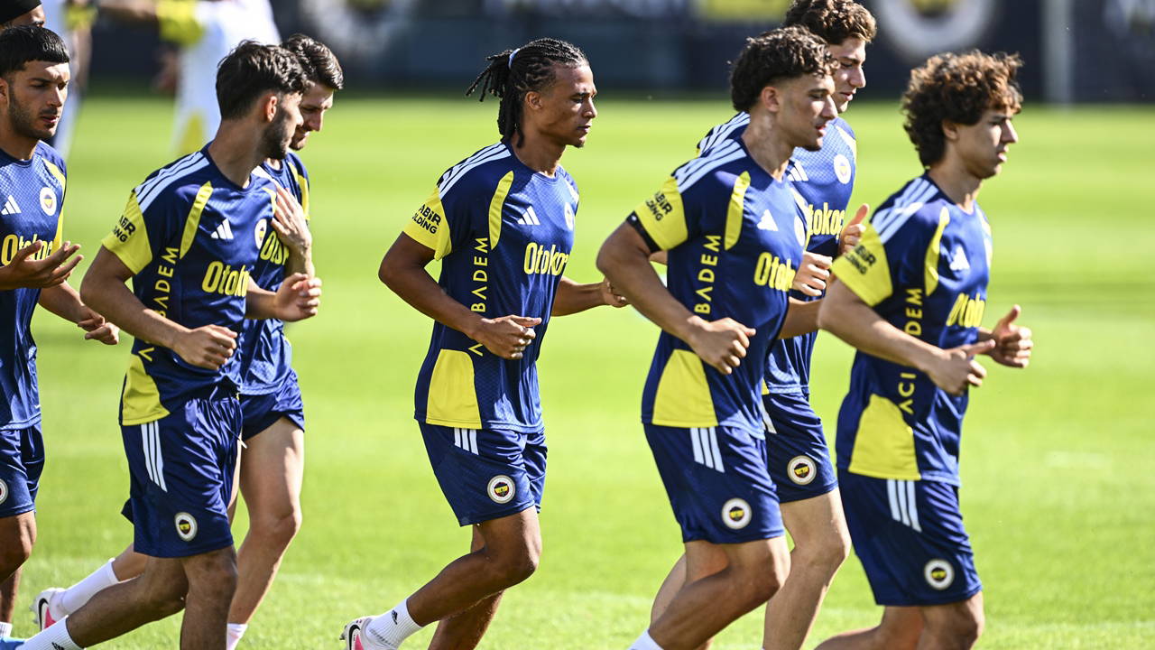 Fenerbahçe'den zorlu hazırlık: Yeni sezona kilitlenen sarı-lacivertlilerde tempolu antrenman