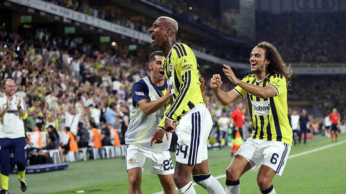 Fenerbahçe yeni sezona galibiyetle başladı