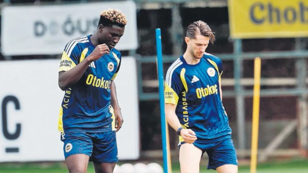 Fenerbahçe’nin Yeni Stoperi Oppong: ‘Rekabete Hazırım’