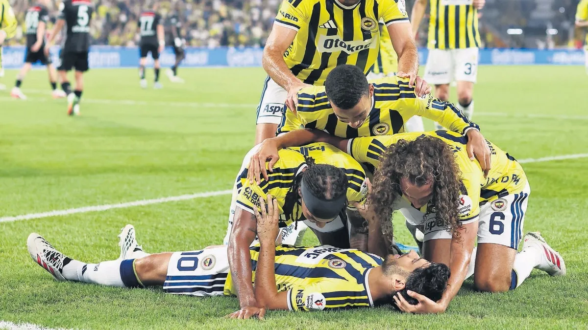 Fenerbahçe Yıldızların Gecesinde Gol Şov