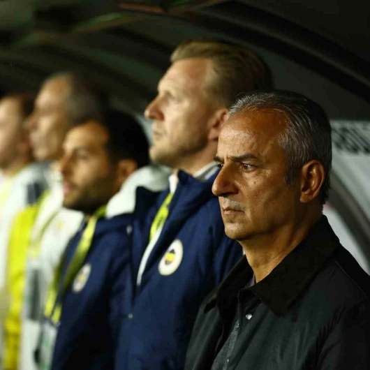 Fenerbahçe'de iki eksik: Slavia Prag maçı öncesi kadro durumu