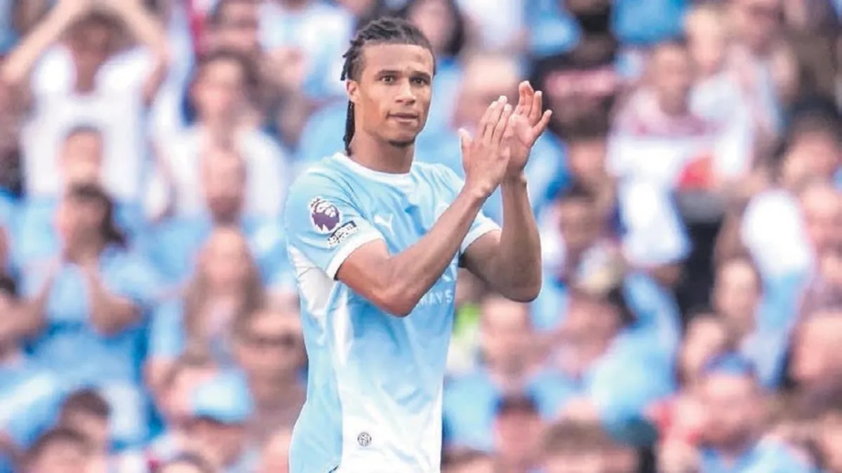 Fenerbahçe'de stoper listesi: Ake'den sonra Bassey