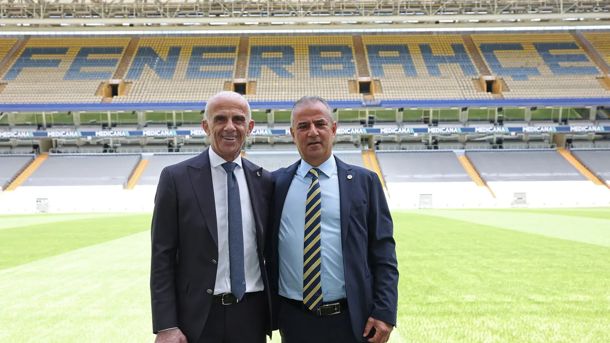 Fenerbahçe'den İsmail Kartal ve Oğuz Çetin'e destek mesajı