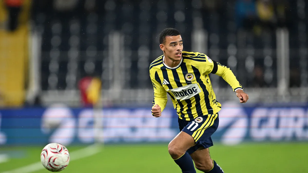Fenerbahçe'nin Alanyaspor galibiyeti sonrası eleştiri yağmuru: Hesap soran yok mu