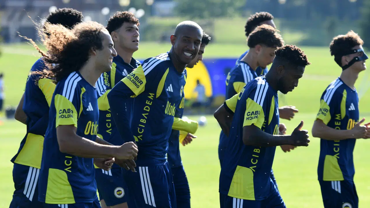 Fenerbahçe'nin Avusturya Kamp Kadrosu Açıklandı