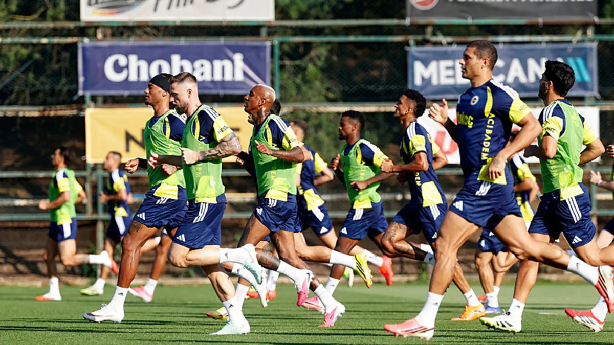 Fenerbahçe'nin Gornik Zabrze Maçı Kamp Kadrosu Açıklandı