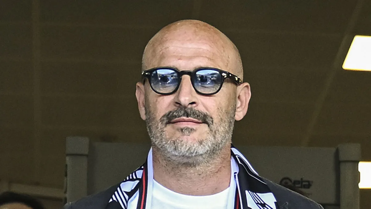 Fenerbahçe'nin iki yıldızı Beşiktaş'a mı gidiyor? Livakovic ve Amrabat iddiası