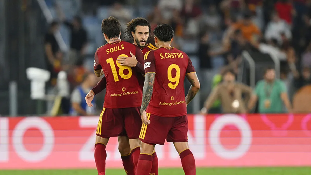 Fenerbahçe'nin Rakibi Roma'ya 4 Dakika Yetti