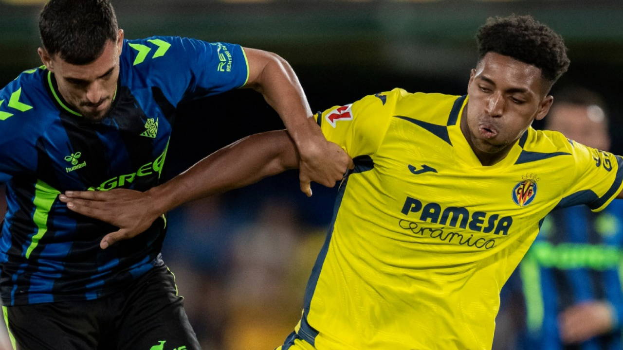 Fenerbahçe'nin Rakibi Villarreal Kendi Evinde Betis'e Yenildi